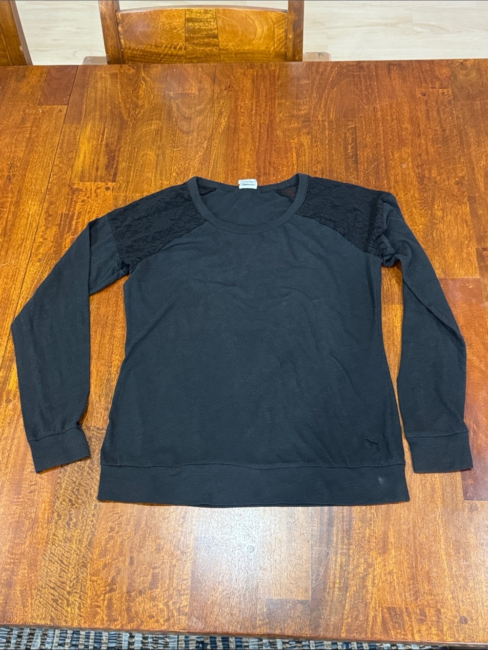 Pink by Victorias Secret Black Women's Lace-Shoulder Long Sleeve Top